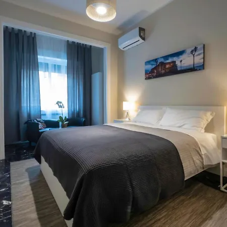 Silia House Centro 2* Naples